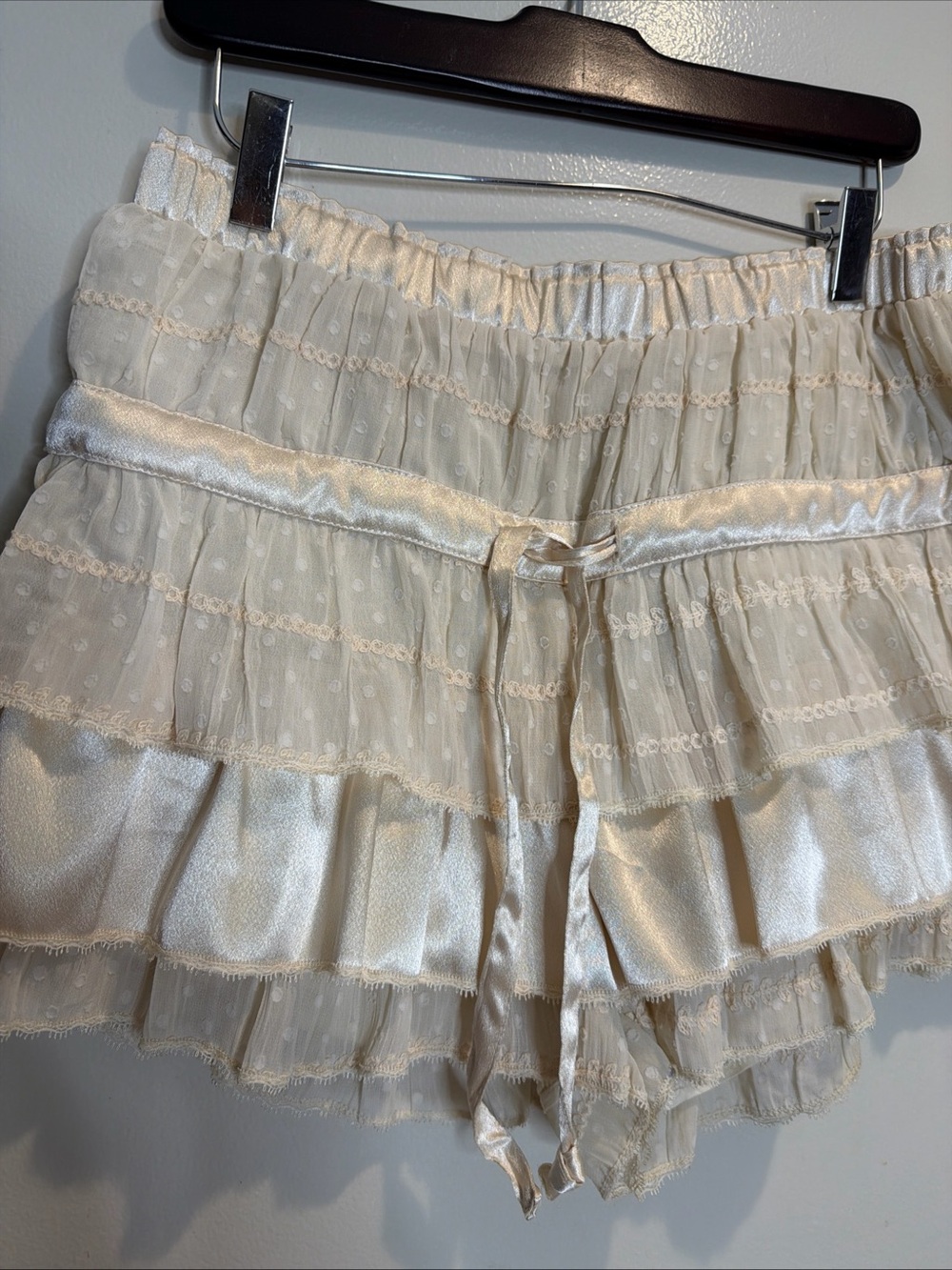 Free People Camille Ruffle Tiered Cute Tie Front Romantic Shorts Skort M - Picture 5 of 7